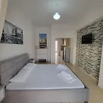 Junis Seaside Private Apartment Sarande
