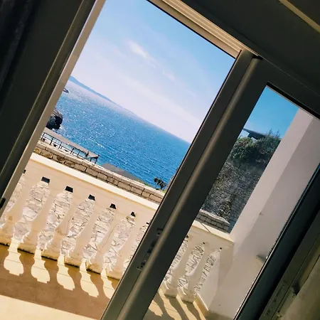 Junis Seaside Private Sarandë